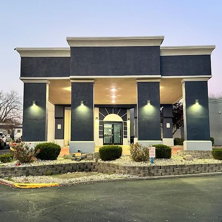 Quality Inn & Suites Silverton Exterior photo