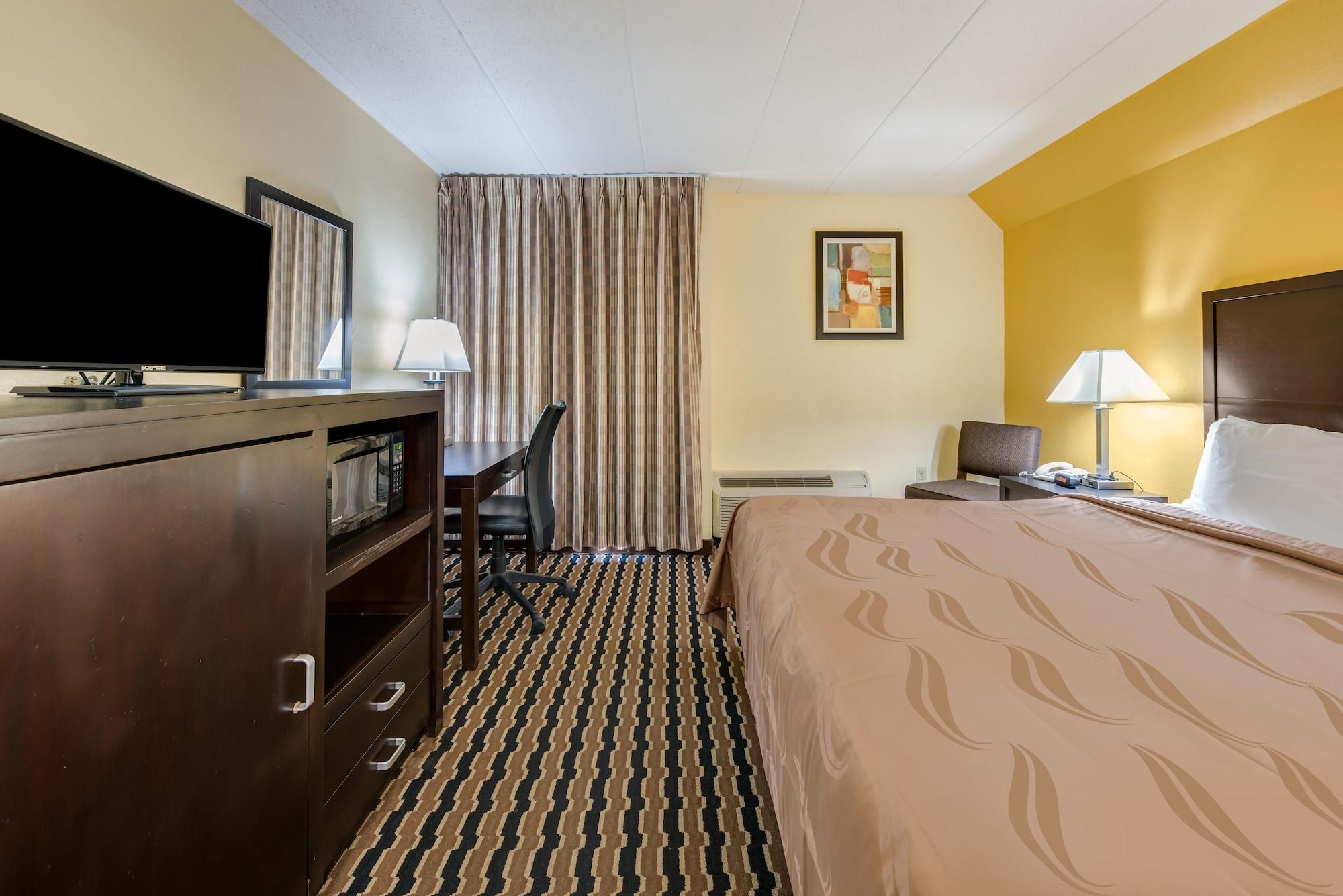 Quality Inn & Suites Silverton Exterior photo