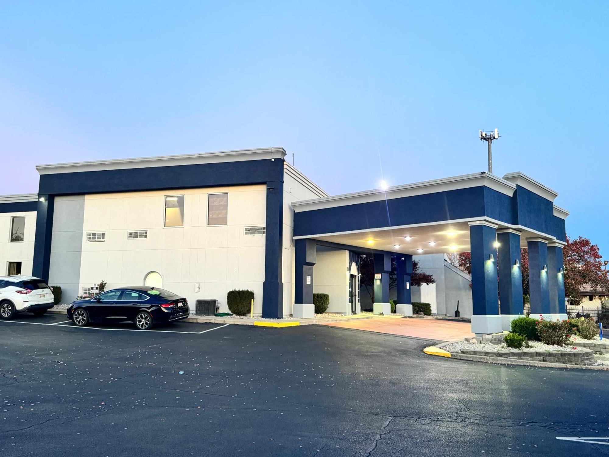 Quality Inn & Suites Silverton Exterior photo