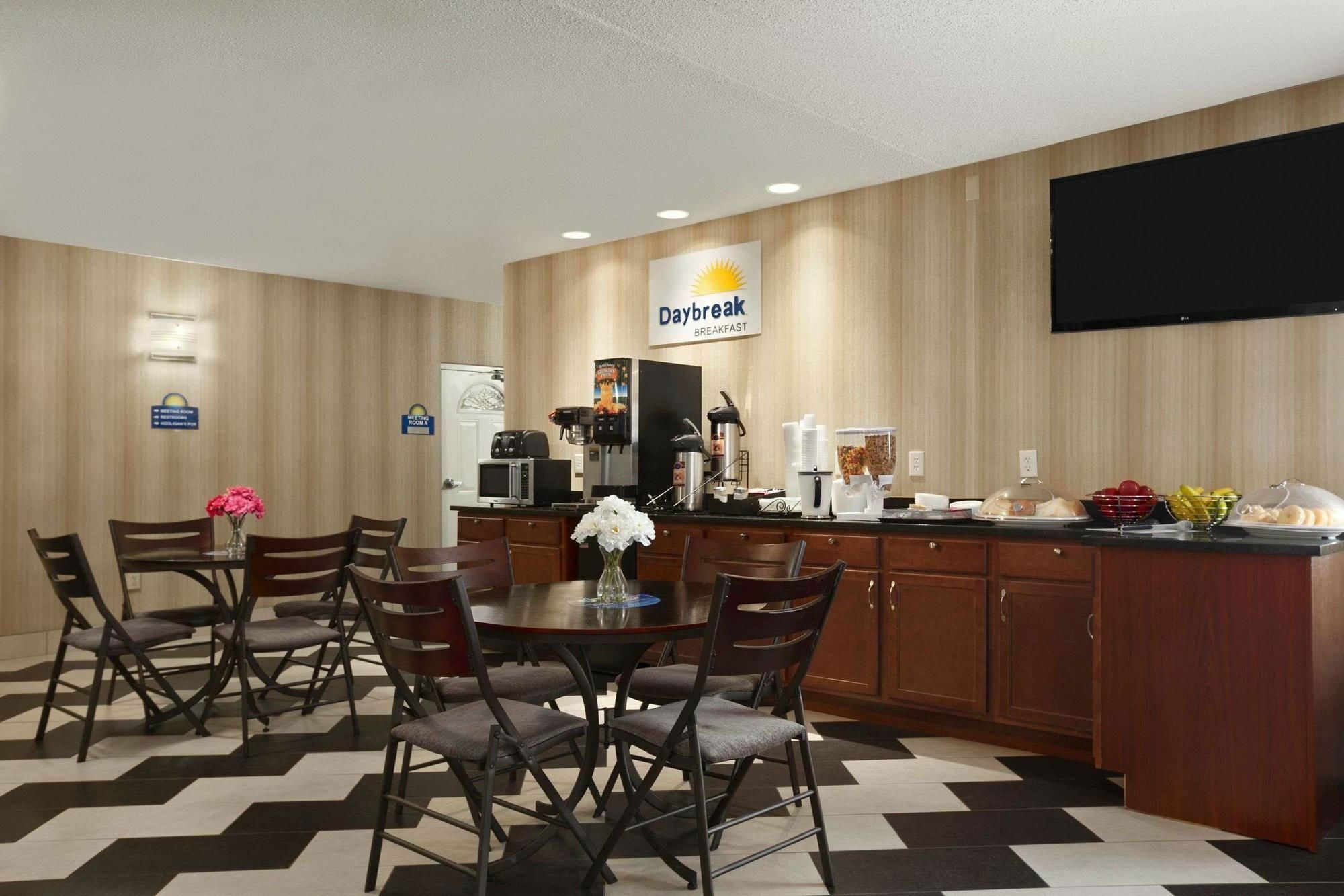 Quality Inn & Suites Silverton Exterior photo